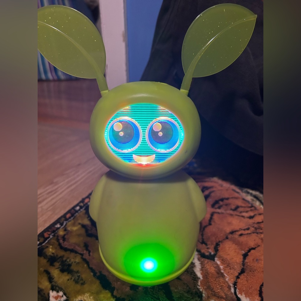 Fijit friends Interactive Green Robot Toy